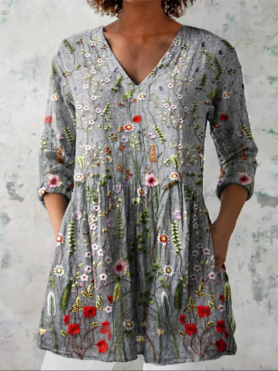 Sophia | Vintage Floral V-Neck Shirt