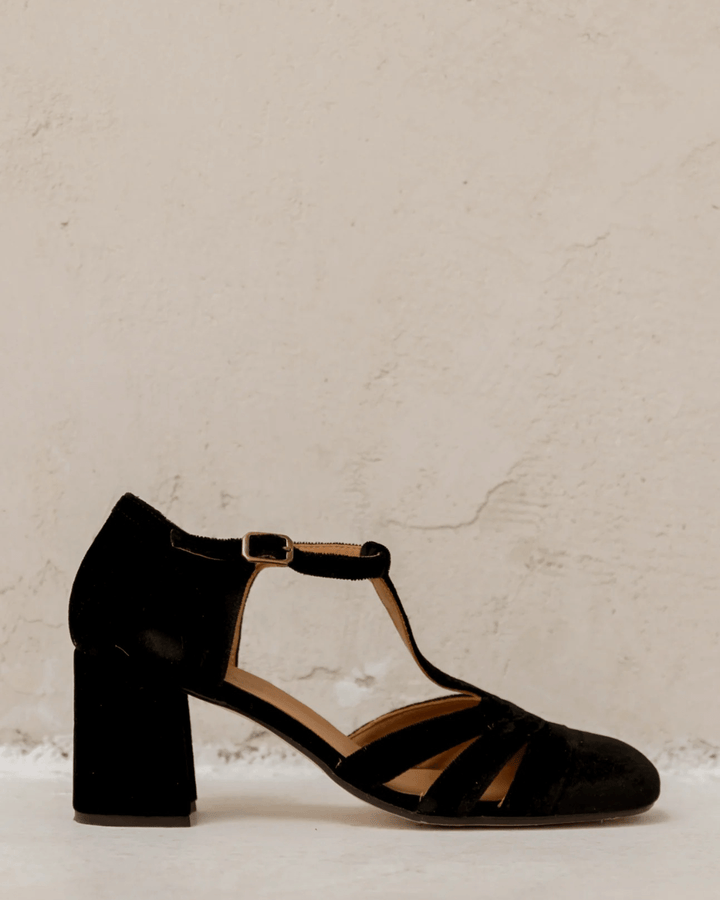 Shoe with t-bar and stable heel
