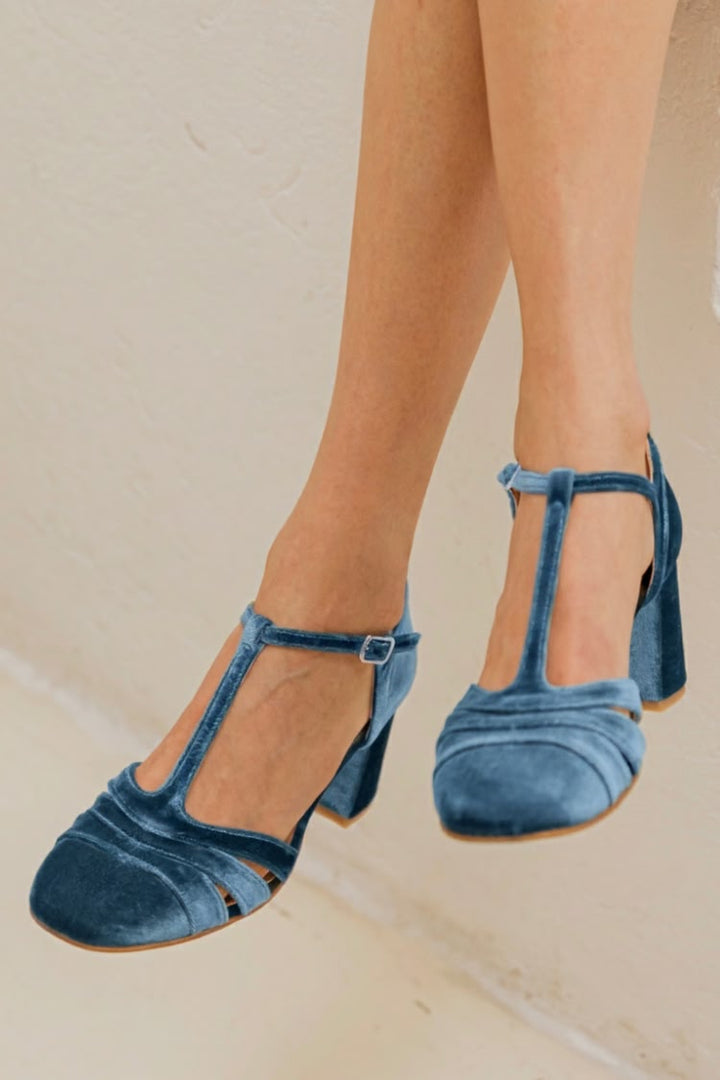 Shoe with t-bar and stable heel
