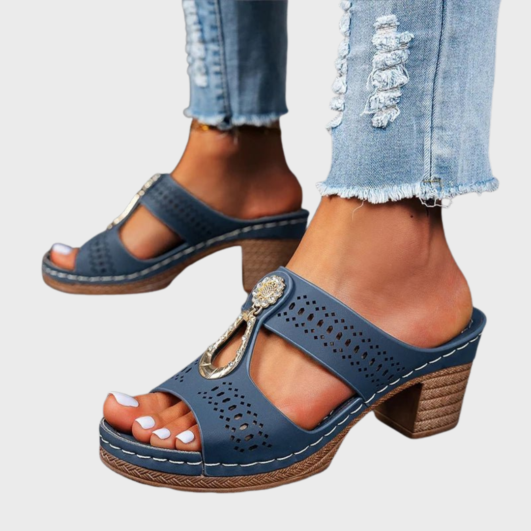 FAITH | CHIC AND COMFORTABLE ORTHOPEDIC SANDALS