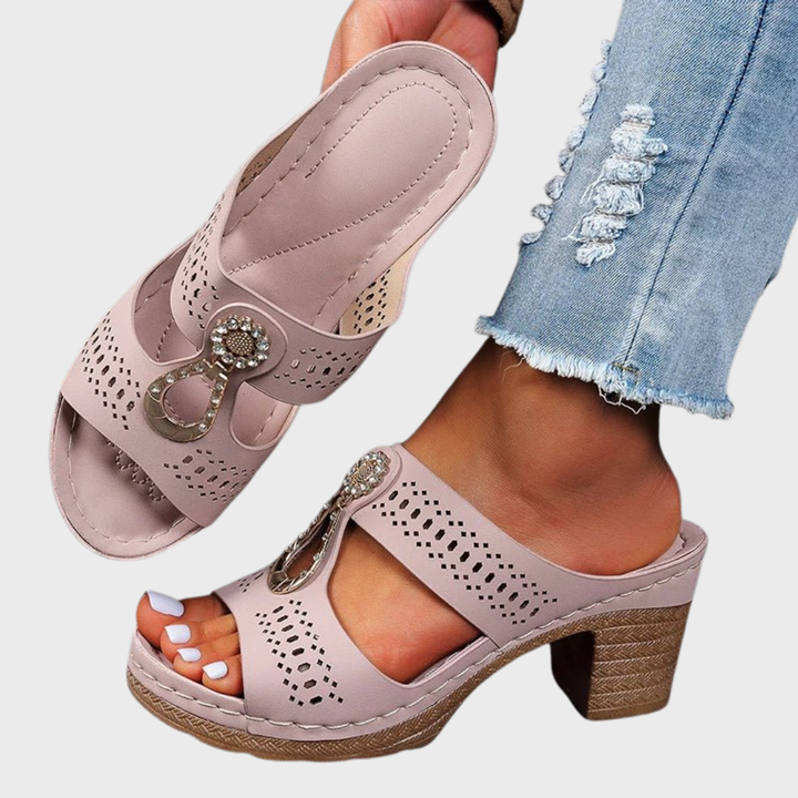 FAITH | CHIC AND COMFORTABLE ORTHOPEDIC SANDALS