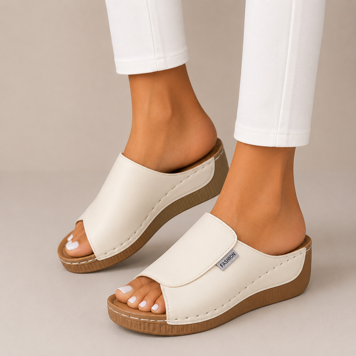 Eria | Low Platform heels