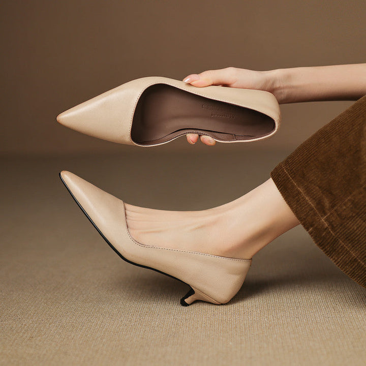 Orlisse Kitten Heel Pumps