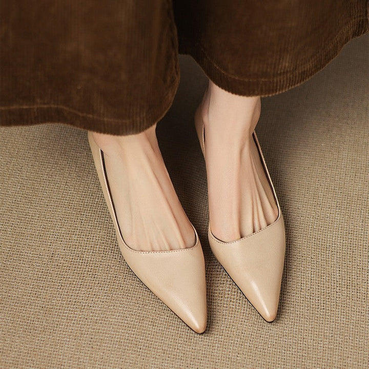 Orlisse Kitten Heel Pumps
