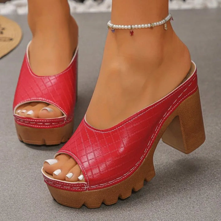 Valora | Platform Heels