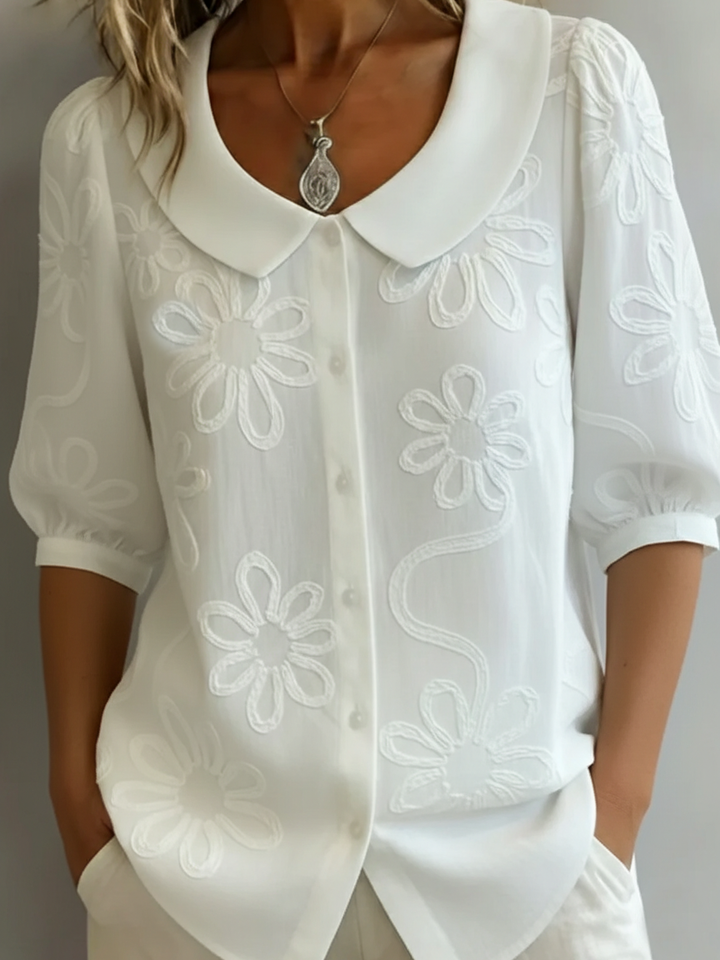 Kayleigh | Light floral blouse natural elegance