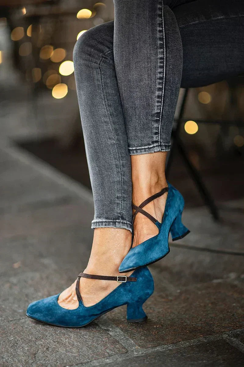 Cross strap pumps