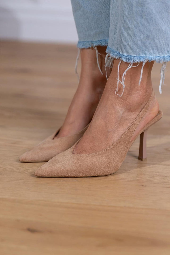 Decollete slingback